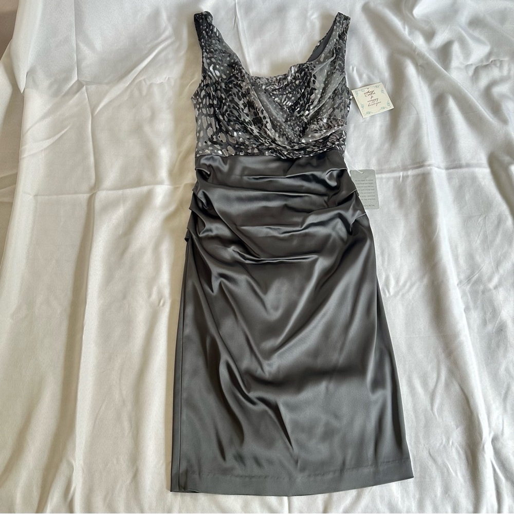 Suzi Chin Stretch Body Con Satin Sheath Dress NWT